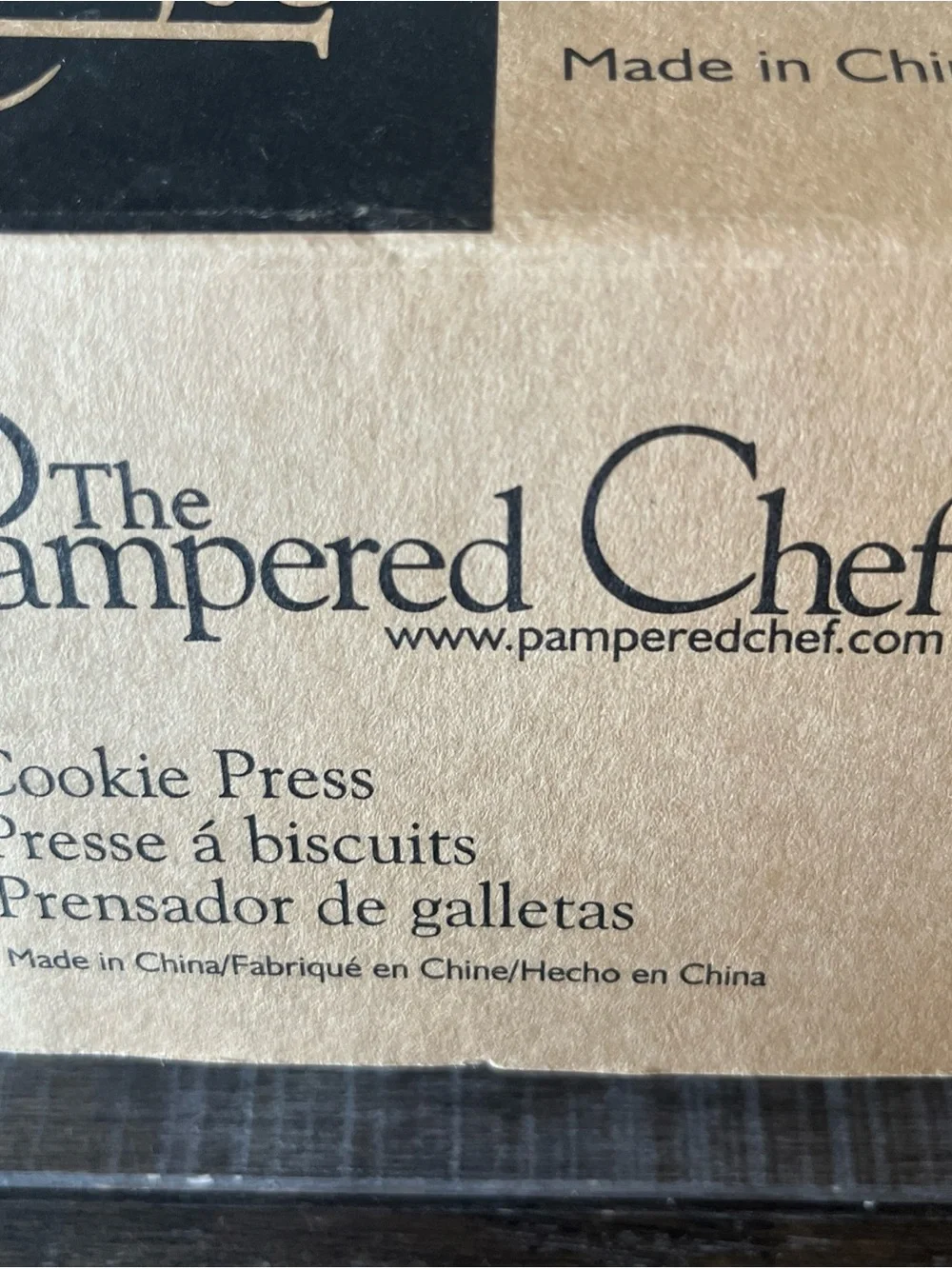 The Pampered Chef Cookie Press (1525) New in Box 16 Cookie Shapes disks